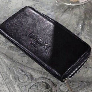 ❤ Diesel Black Zip Wallet